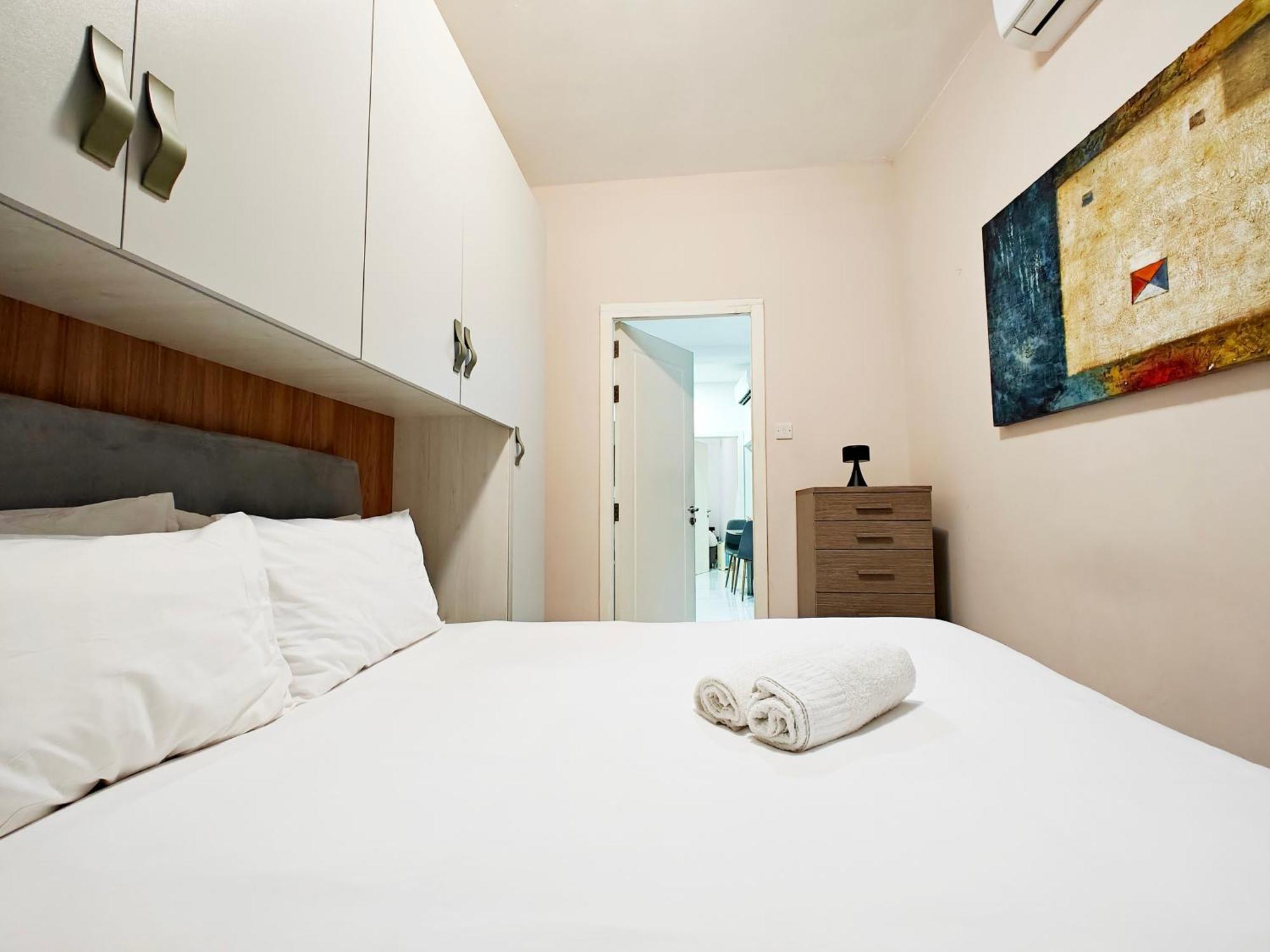 Happiness Apartamento Qormi Exterior foto